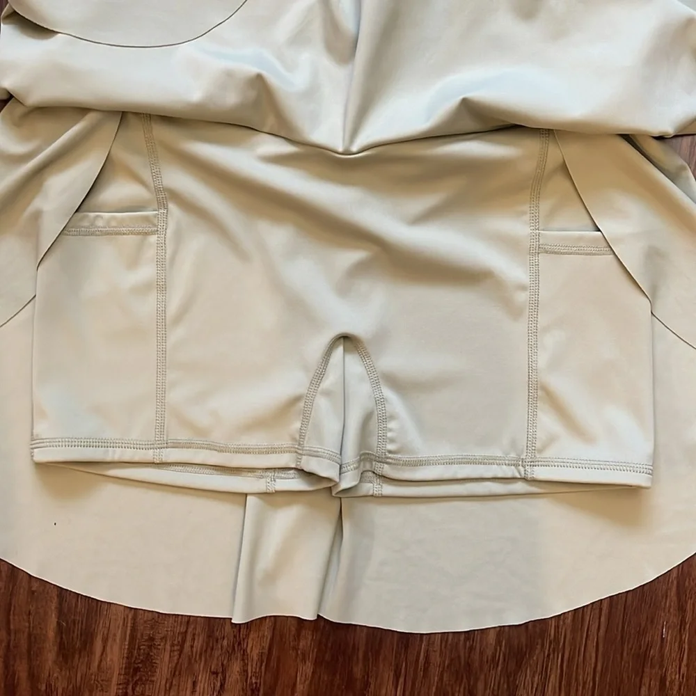Nwt Halara High Waisted Crossover 2 in 1 skort pockets skirt seagrass Small